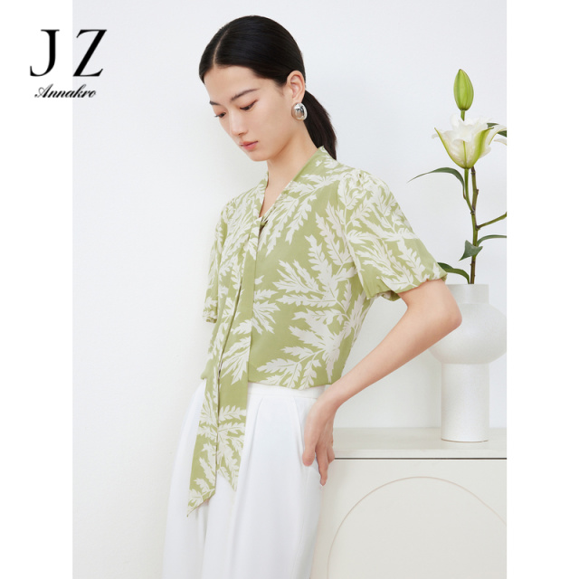 13363368.JZ玖姿撞色印花真丝小衫女装夏季新款气质飘带单上衣