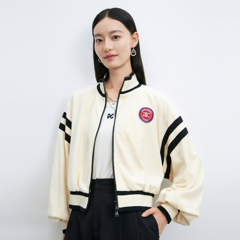 13388976.迪赛尼斯 通勤休闲立领长袖杏色短外套