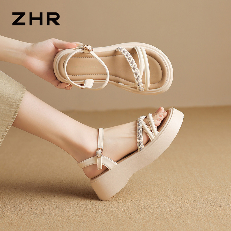 13411305.【ZHR则则】厚底凉鞋露趾搭扣厚底女鞋[PU]