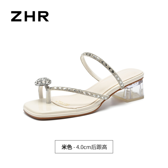13411300.【ZHR则则】粗跟拖鞋夹趾套脚粗跟女鞋[银色：PU；米色：绒布]