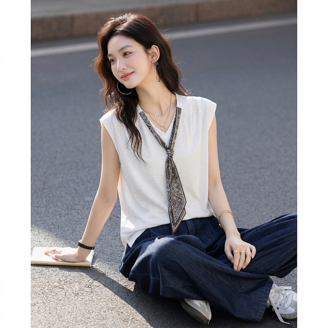 13415449.【含亚麻桑蚕丝莱赛尔棉】夏季呼吸感印花丝巾V领慵懒风女式t恤