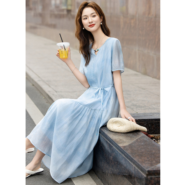 13414793.【爽滑莱赛尔】夏季淑女晕染风印花珠珠装饰宽松显瘦连衣裙女高级