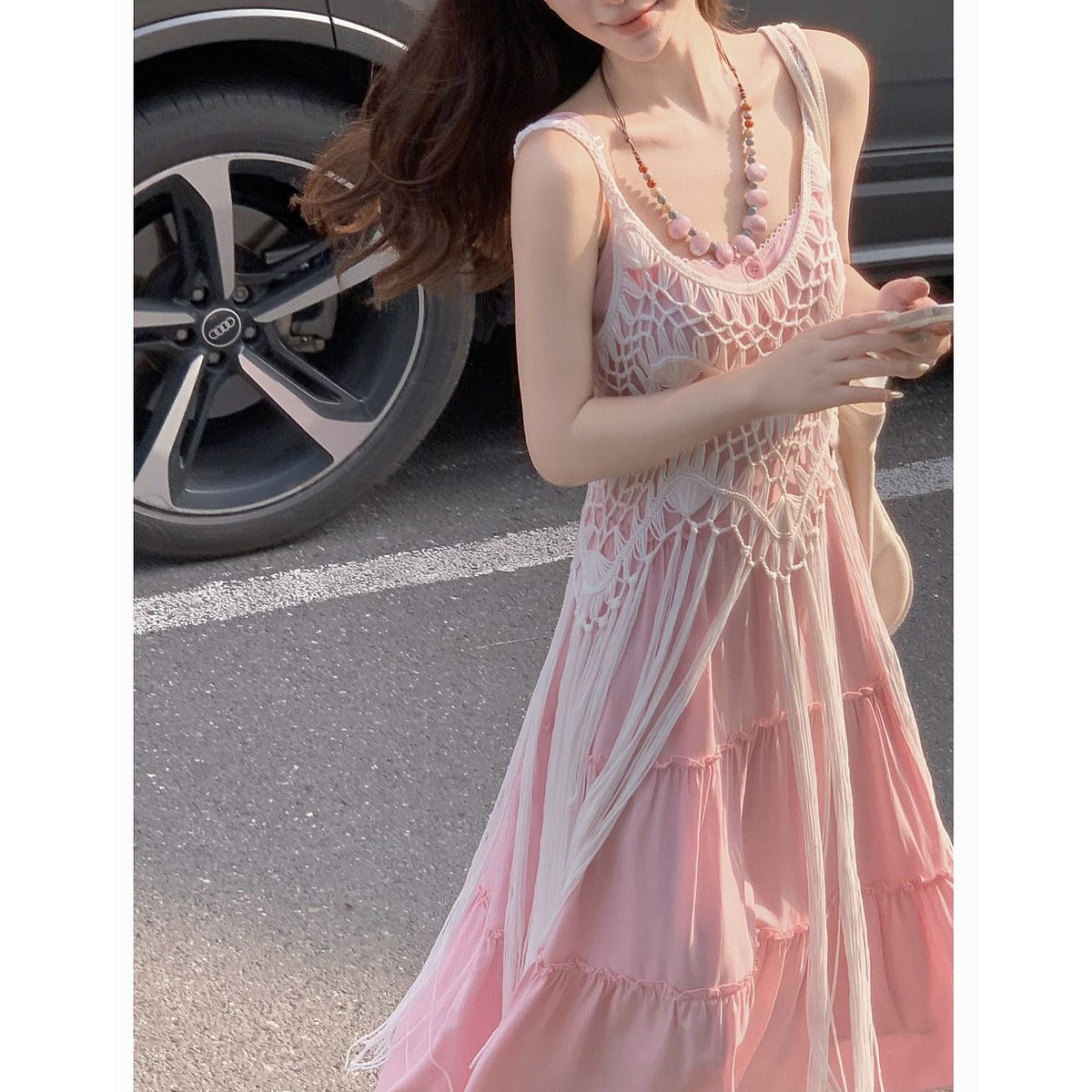 13451383.【假日氛围】夏季度假风镂空钩花流苏吊带裙轻盈飘逸A字女连衣裙