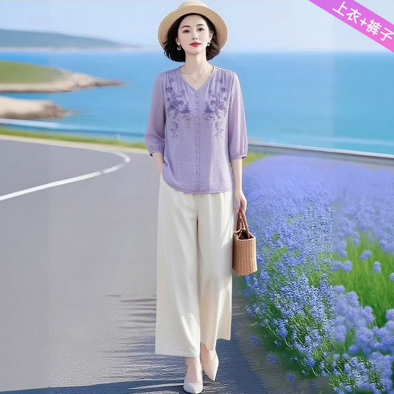 13440616.妈妈装重工刺绣中袖衬衫+裤子两件套装B5DJL7602
