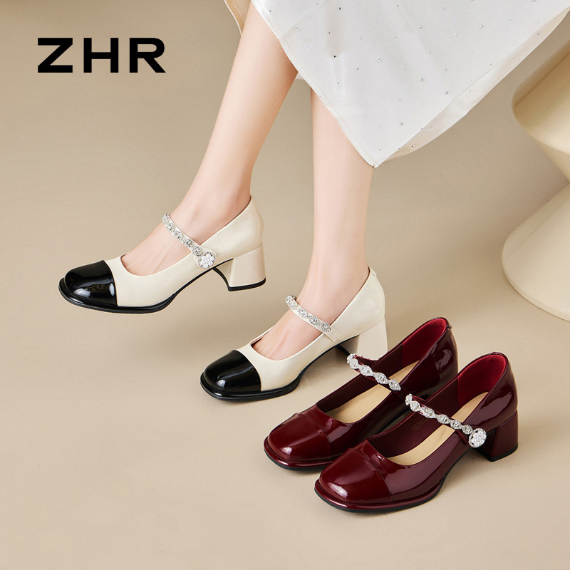 13628542.【ZHR则则】粗跟玛丽珍鞋圆头水钻魔术贴粗跟女鞋[镜面PU]