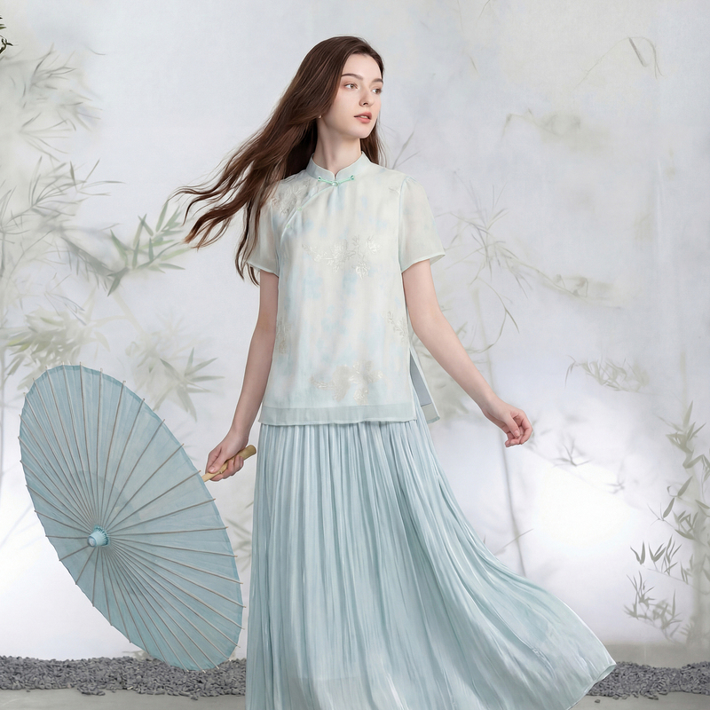 13445308.三彩若潮大码女装2026夏季新款国风雪纺小衫上衣绣花藏肉微胖MM