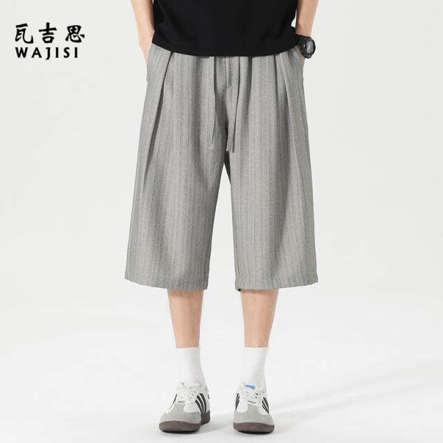 13447167.条纹休闲短裤男夏季新款褶皱冰丝七分裤子男宽松直筒垂感西装中裤