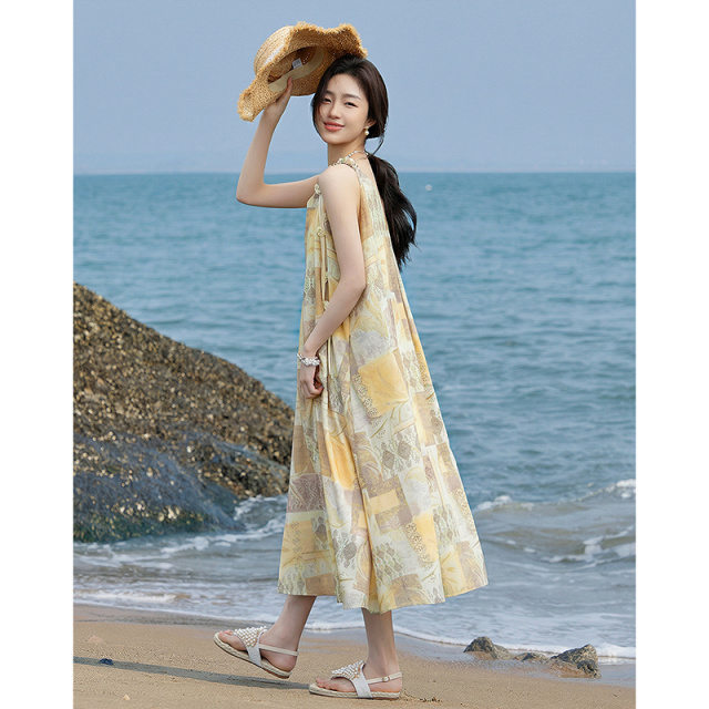 13452146.【浪漫都市】夏季度假印花绳带装饰无袖显瘦背心连衣裙女小个子