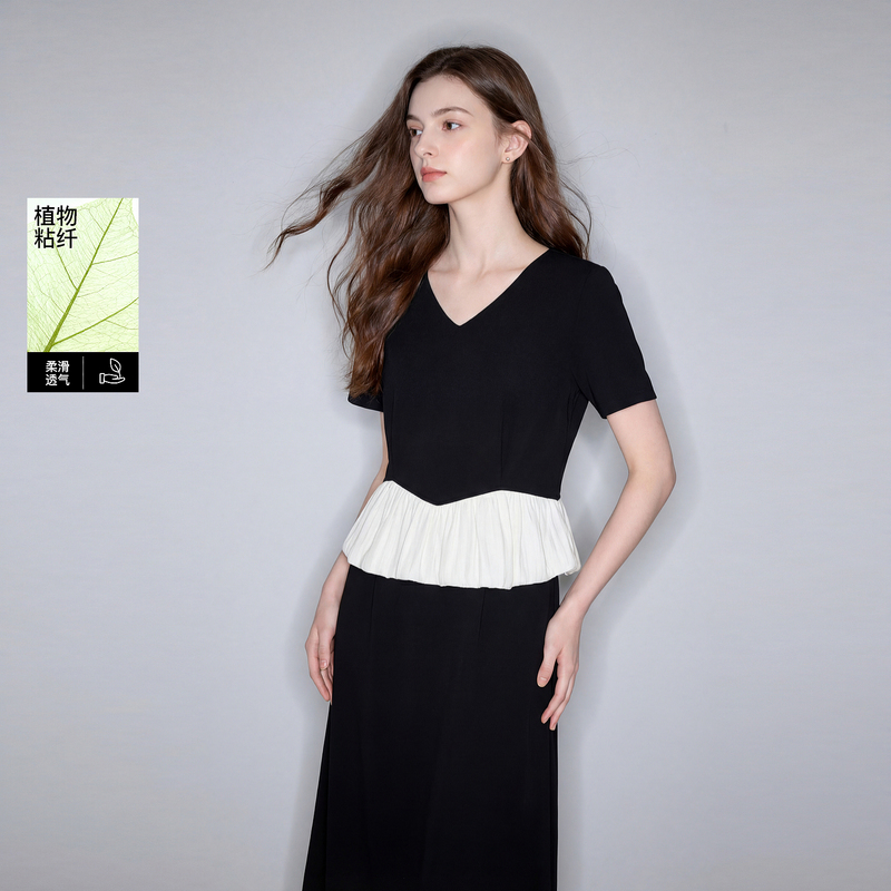 13458442.三彩若潮大码女装2026夏季新款V领连衣裙撞色黑裙优雅显瘦微胖MM