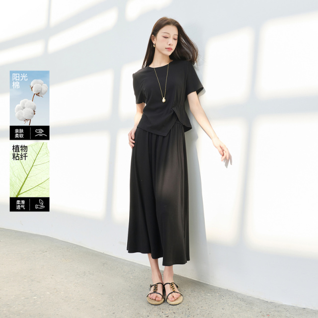 13458472.三彩若潮大码女装2026夏季新款针织上衣半身裙两件套黑色收腰胖MM