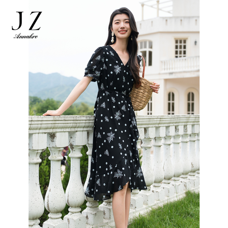 13472293.玖姿安娜蔻优雅淑女花边系带轻薄雪纺收腰连衣裙女夏季新款