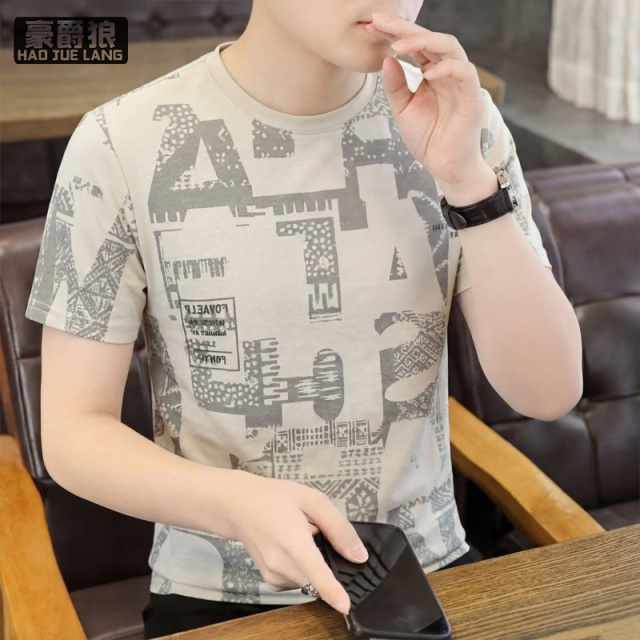 13469907.新款高档圆领印花短袖T恤男夏季时尚百搭透气半袖体恤品质男装潮