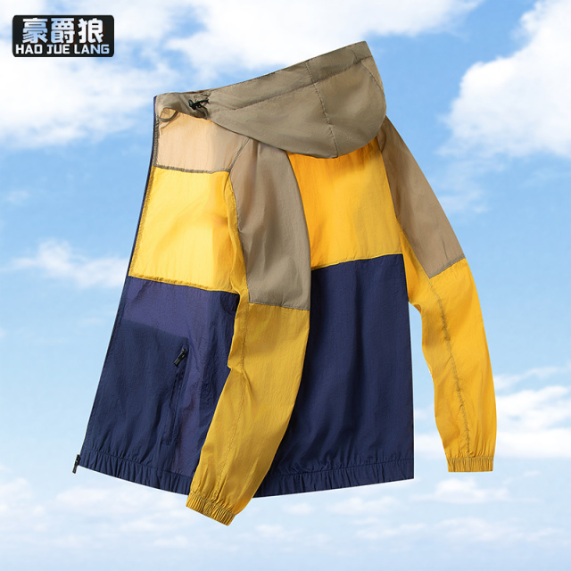 13469962.夏季薄款防晒男士户外钓鱼轻薄透气休闲防紫外线连帽运动风防晒衣