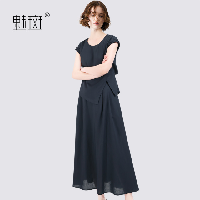 13480567.魅斑藏青色圆领短袖半身裙套装两件