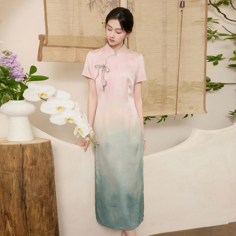 13485224.三彩若潮大码女装2026夏季新款新中式立领连衣裙收腰长裙微胖MM