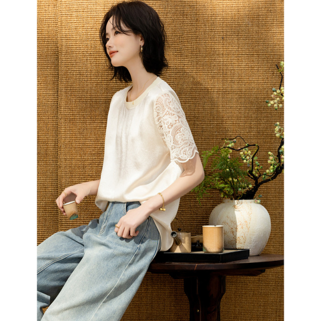 13497269.【100醋酸】夏季光泽感蕾丝花边短袖罗纹圆领宽松衬衫女高级感
