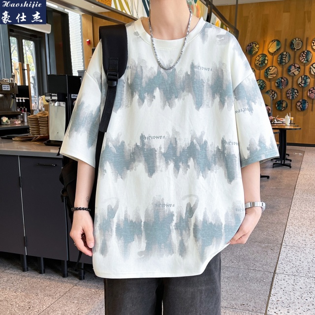13502672.《休闲时尚》夏季新款满印花短袖男潮流宽松青少年圆领半袖T恤