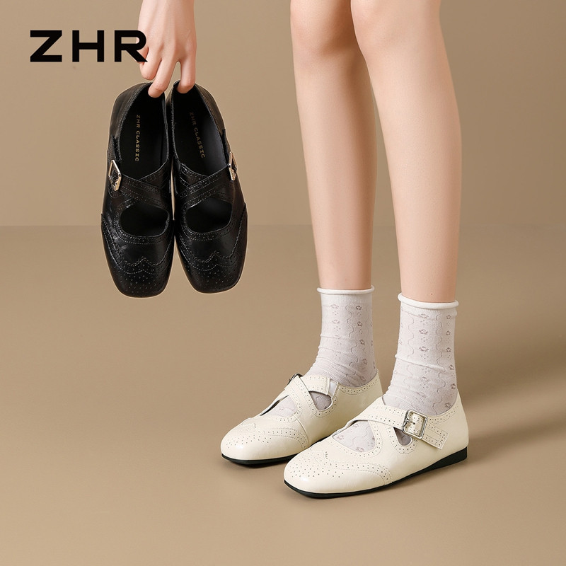 13676792.【ZHR则则】平底玛丽珍鞋圆头布洛克套脚平底女鞋[PU]