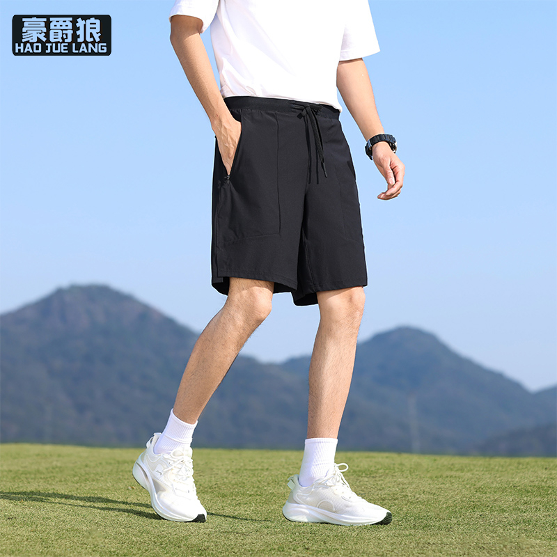 13502831.新款美式高级冰丝速干轻薄宽松直筒运动休闲五分中短裤子男士夏季
