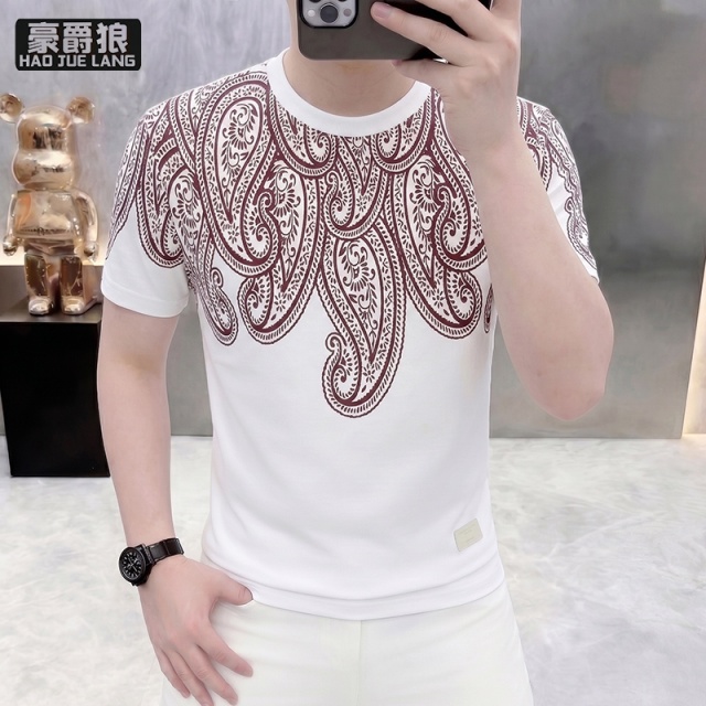 13502766.夏季新款轻奢男士圆领短袖T恤时尚印花休闲百搭半袖潮流体恤上衣