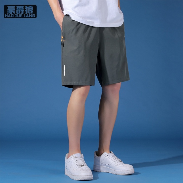 13502836.冰丝短裤男士舒适夏季新款运动速干宽松五分中裤跑步休闲沙滩裤子