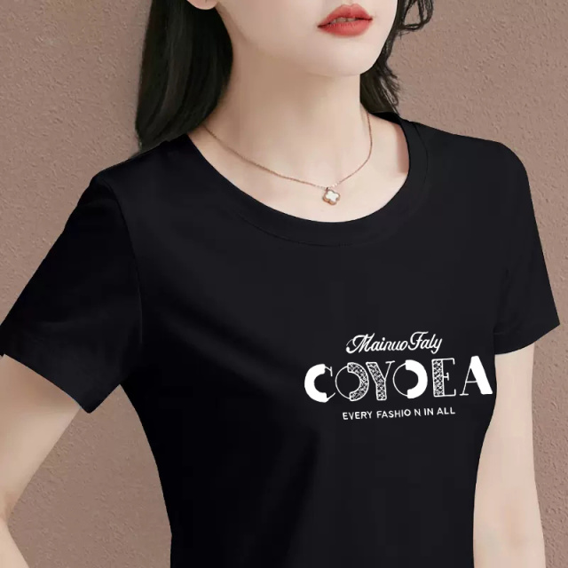 13513238.衣仕梵夏季新款女式时尚减龄百搭圆领短袖T恤多色可选【衣仕梵一口价39.9】