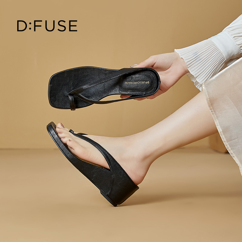 13518403.墨斯本D:Fuse/迪芙斯新款潮流时尚舒适轻便透气女鞋星期六集团DFE211003I