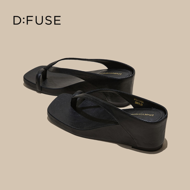 13518403.墨斯本D:Fuse/迪芙斯新款潮流时尚舒适轻便透气女鞋星期六集团DFE211003I