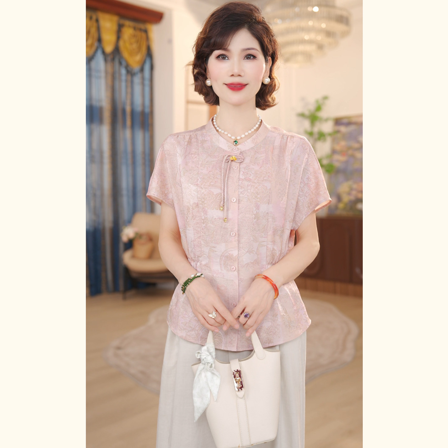 13519252.妈妈夏装衣服气质新中式2026新款中年女装减龄通勤上衣