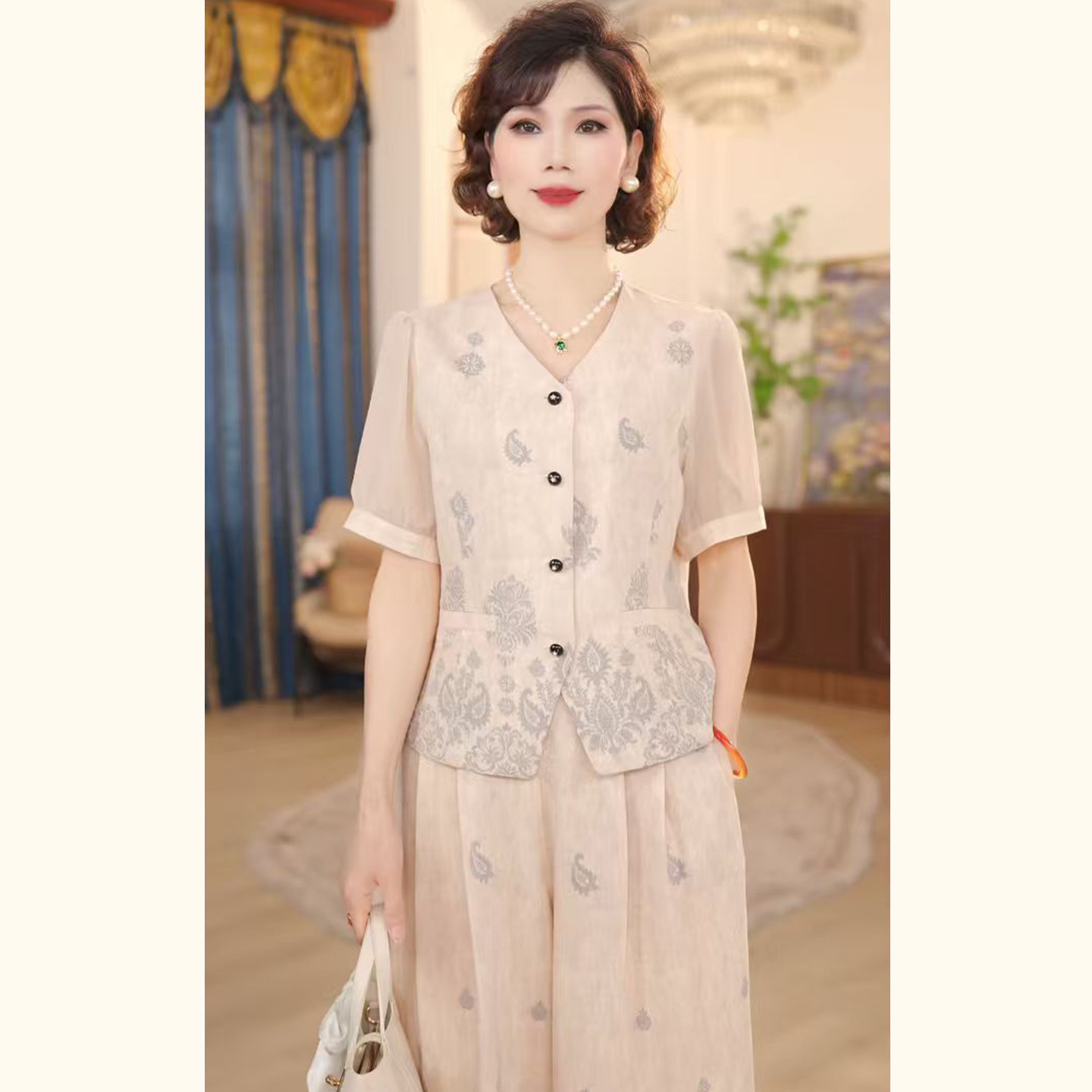 13519269.年轻夏装妈妈装衣服气质时尚印花2026新款洋气中老年洋气套装