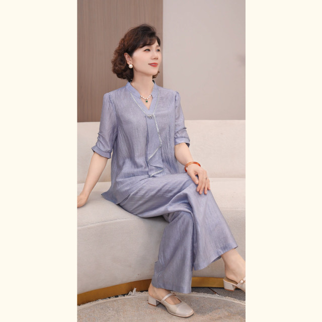 13519268.中年妈妈夏装时尚衬衣小衫2026新款洋气中老年女装上衣服