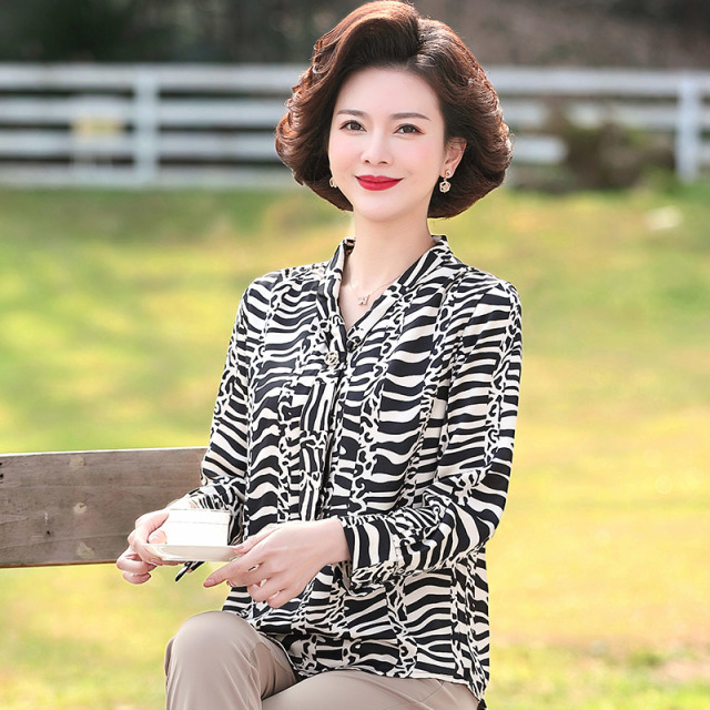 13522979.妈妈装夏季撞色洋气长袖T恤衫