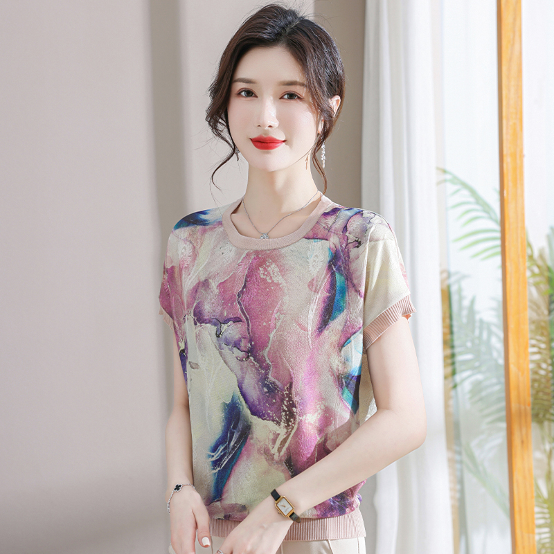 13522944.妈妈装夏季花色圆领针织洋气T恤