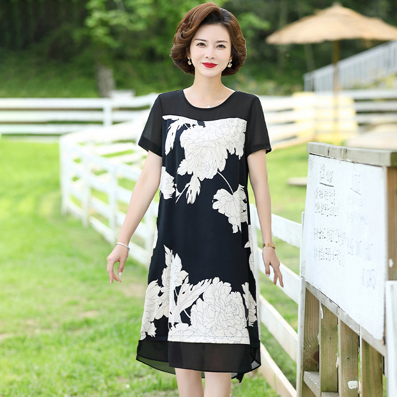 13523372.妈妈款夏季花色洋气连衣裙2425