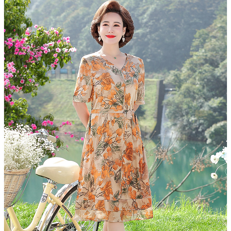 13523359.妈妈装夏季V领花色收腰显瘦洋气连衣裙2266
