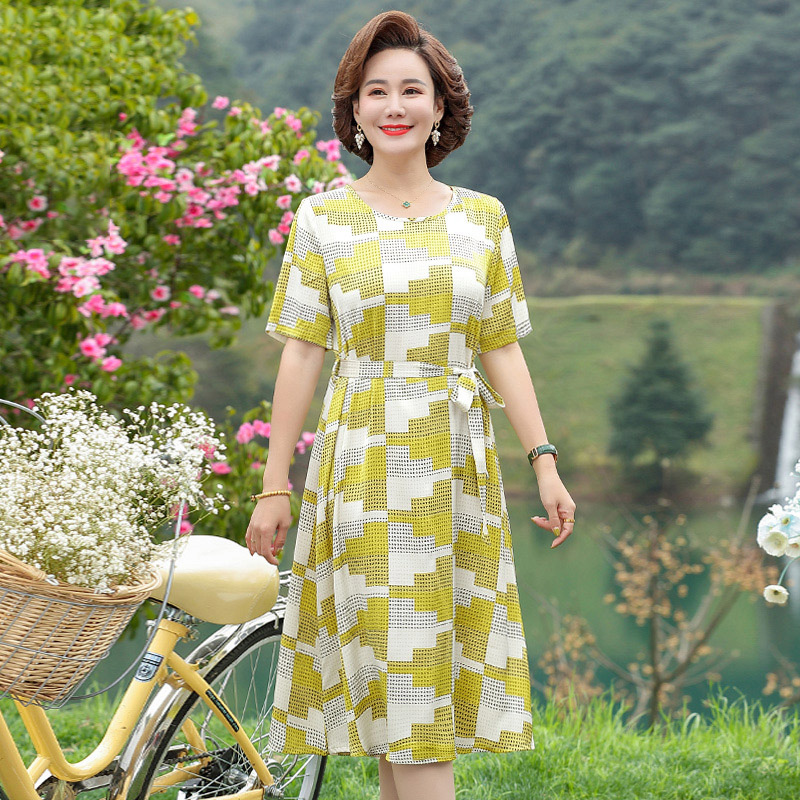 13523350.妈妈款夏季撞色时尚连衣裙2392