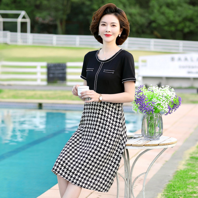 13522954.妈妈装夏季中长款拼接撞色连衣裙