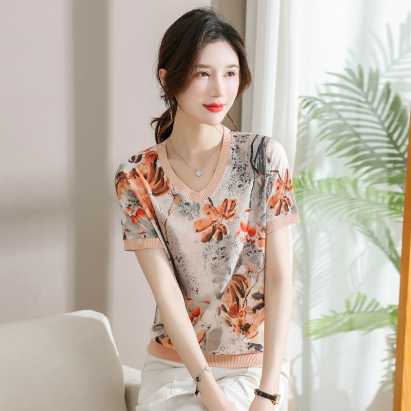 13523000.妈妈装夏季针织衫印花薄款T恤