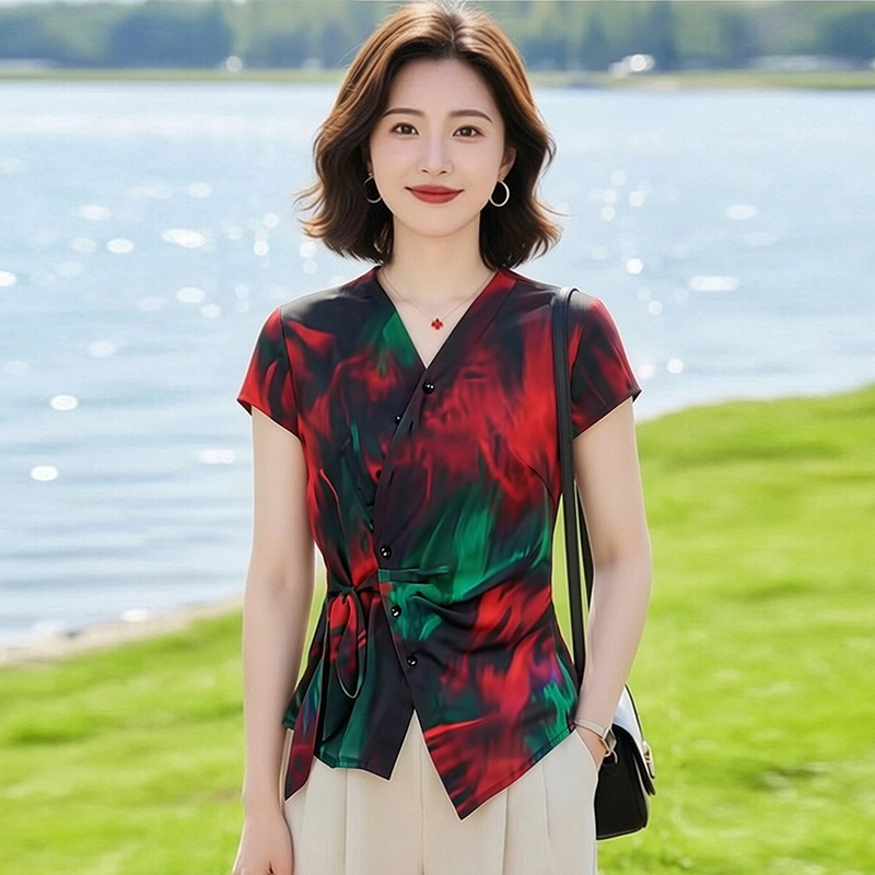 13527560.妈妈装夏季V领晕染时尚衬衫Q6ETY58666