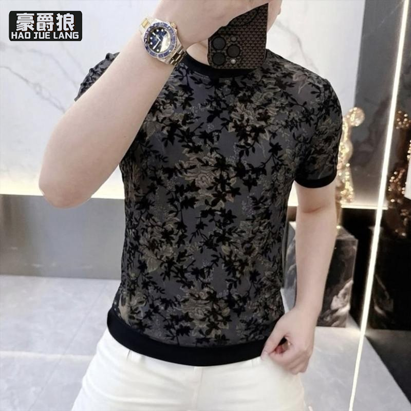 13534305.高档黑色花卉短袖T恤男印花夏季时尚百搭半袖体恤轻奢欧货男装