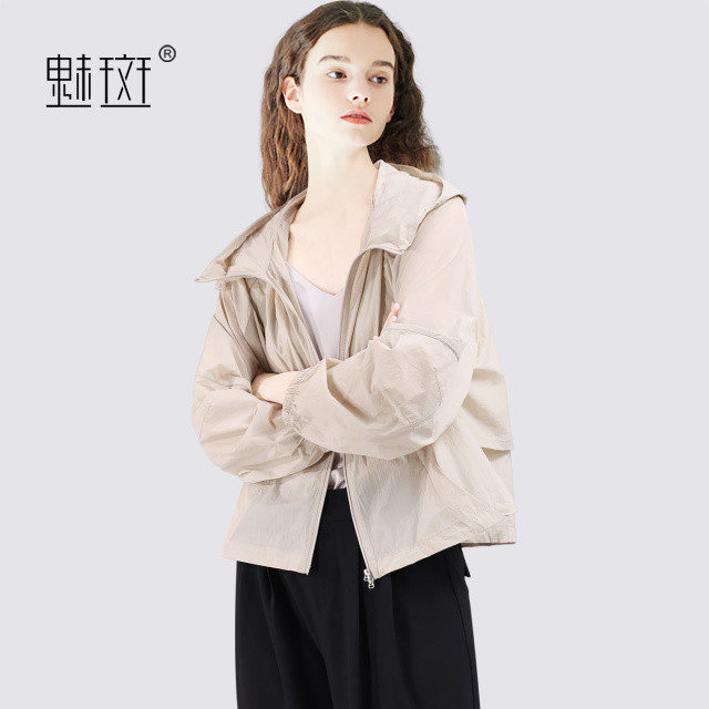 13531883.魅斑连帽短外套上衣