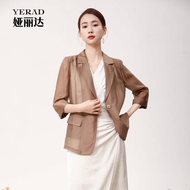 13536362.【娅丽达】轻薄透气时尚正肩轻奢西服上衣七分袖外套