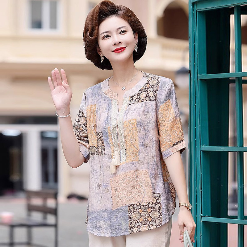 13539574.妈妈装夏季花色中袖洋气舒适面料T恤