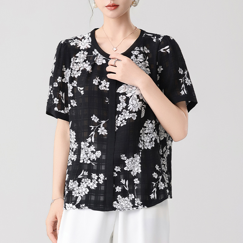 13539576.年轻妈妈装夏季圆领花色洋气衬衫