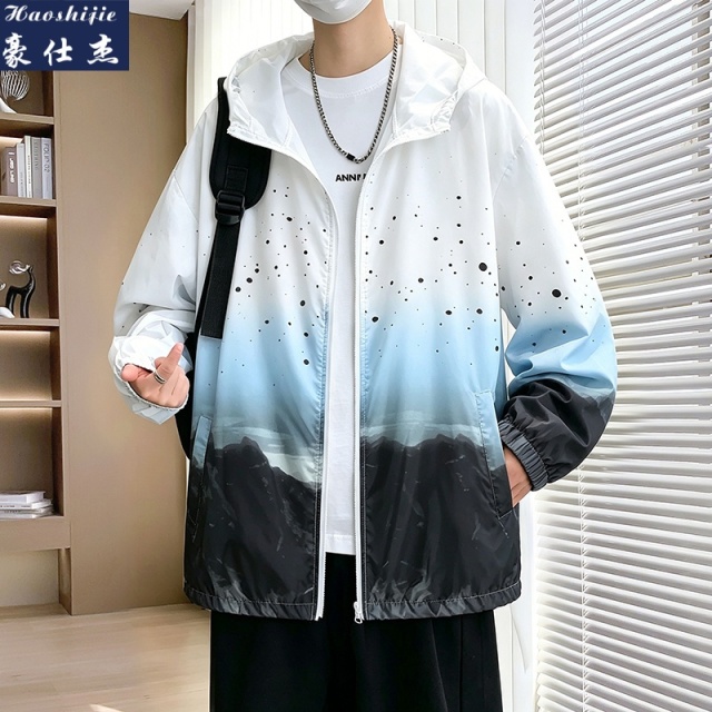 13539658.《潮流百搭》夏季新款青少年夹克男宽松连帽潮流休闲防晒衣