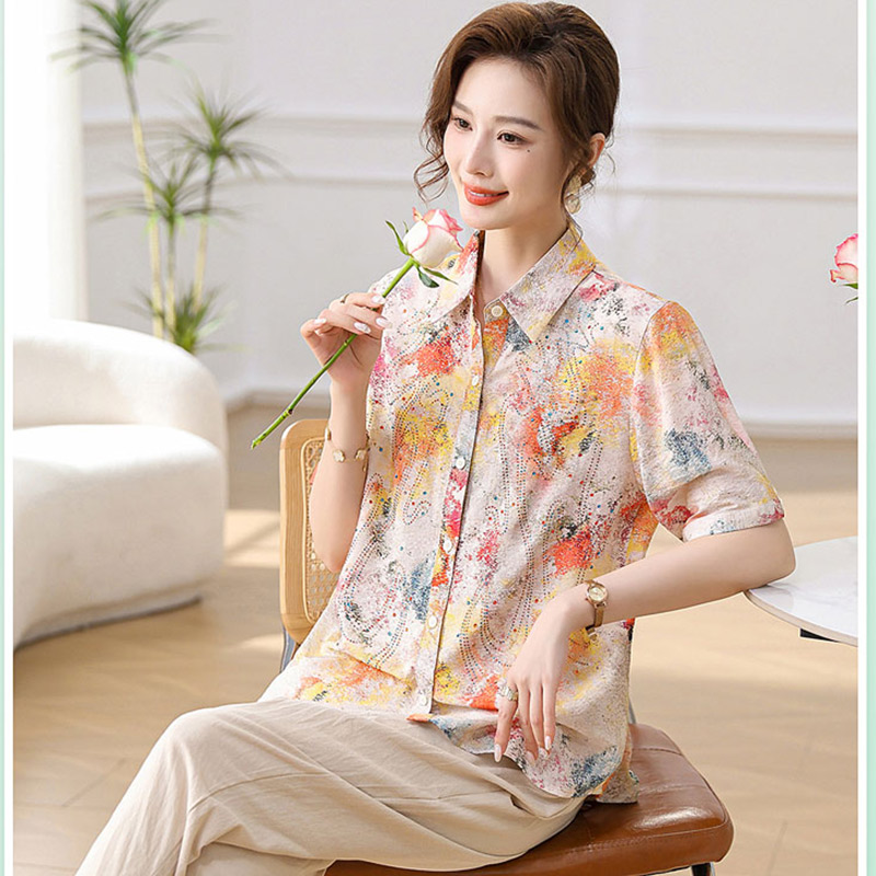 13539757.妈妈装夏季翻领花色短袖衬衫816