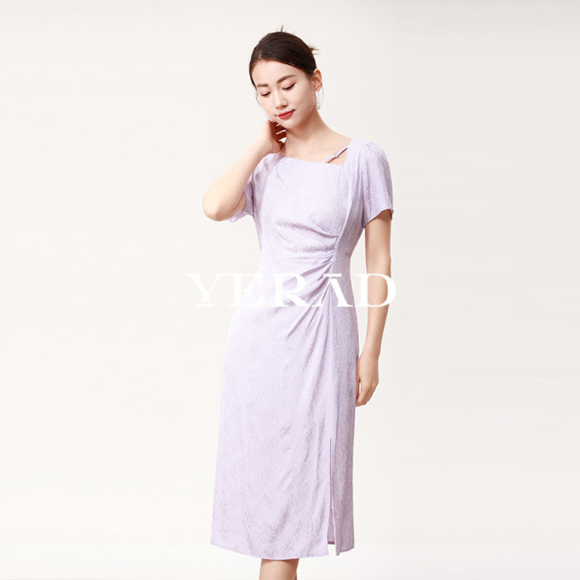 13545265.【娅丽达】设计感收腰褶皱侧开叉时尚连衣裙