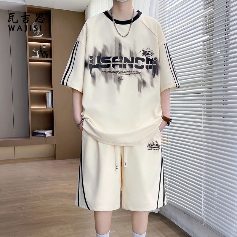 13585769.青少年拼色冰丝短袖短裤套装男夏季港风学生休闲运动痞帅搭配一套