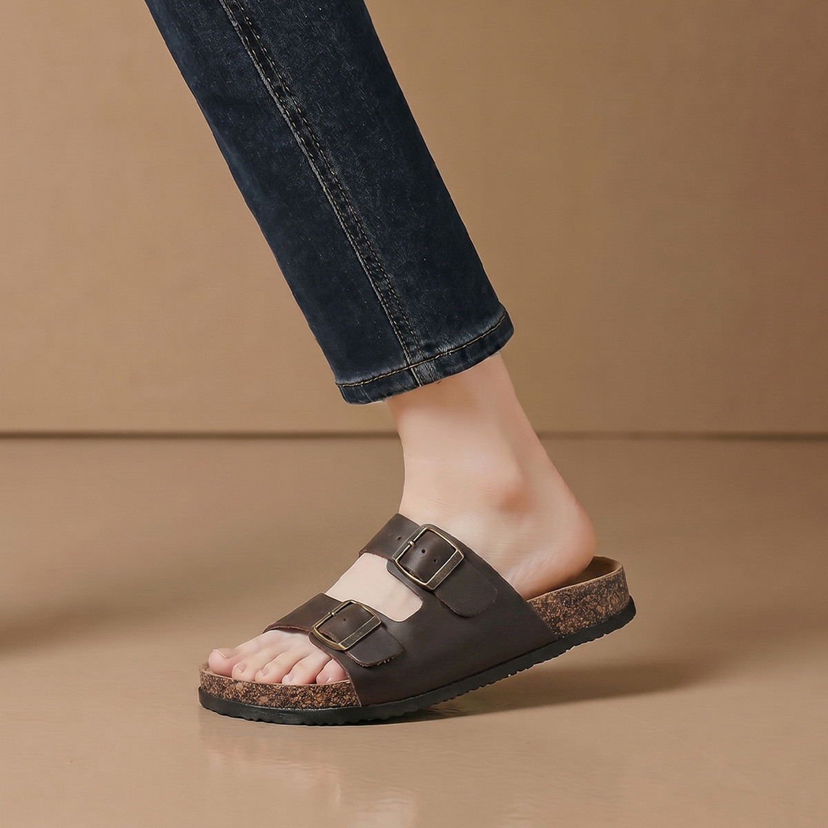 13592411.【头层牛皮】夏季新款女鞋舒适沙滩拖鞋一字带拖鞋女士拖鞋勃肯鞋
