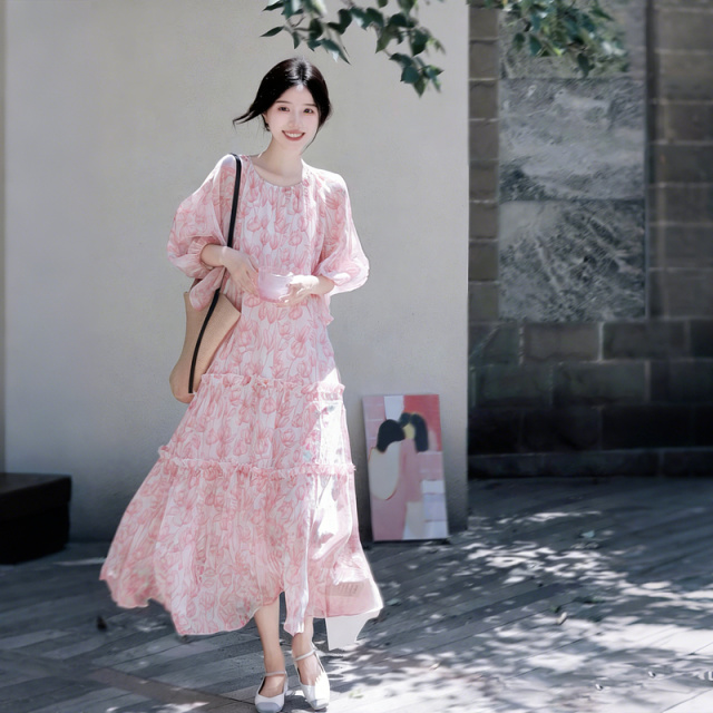 13596832.【法式浪漫】夏季甜美风印花圆领短袖轻盈飘逸A字连衣裙女高级感
